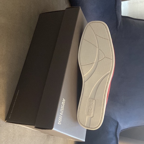 Men KennethCole (Reaction)Color-Red,size-9.5.Brand New - Picture 4 of 4